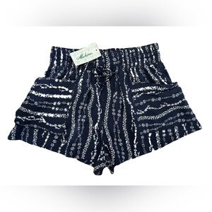 BWT Mahina Paisley Smocked Shorts - Navy & White Floral with Pockets size Small
